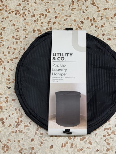 Pop laundry basket - up,